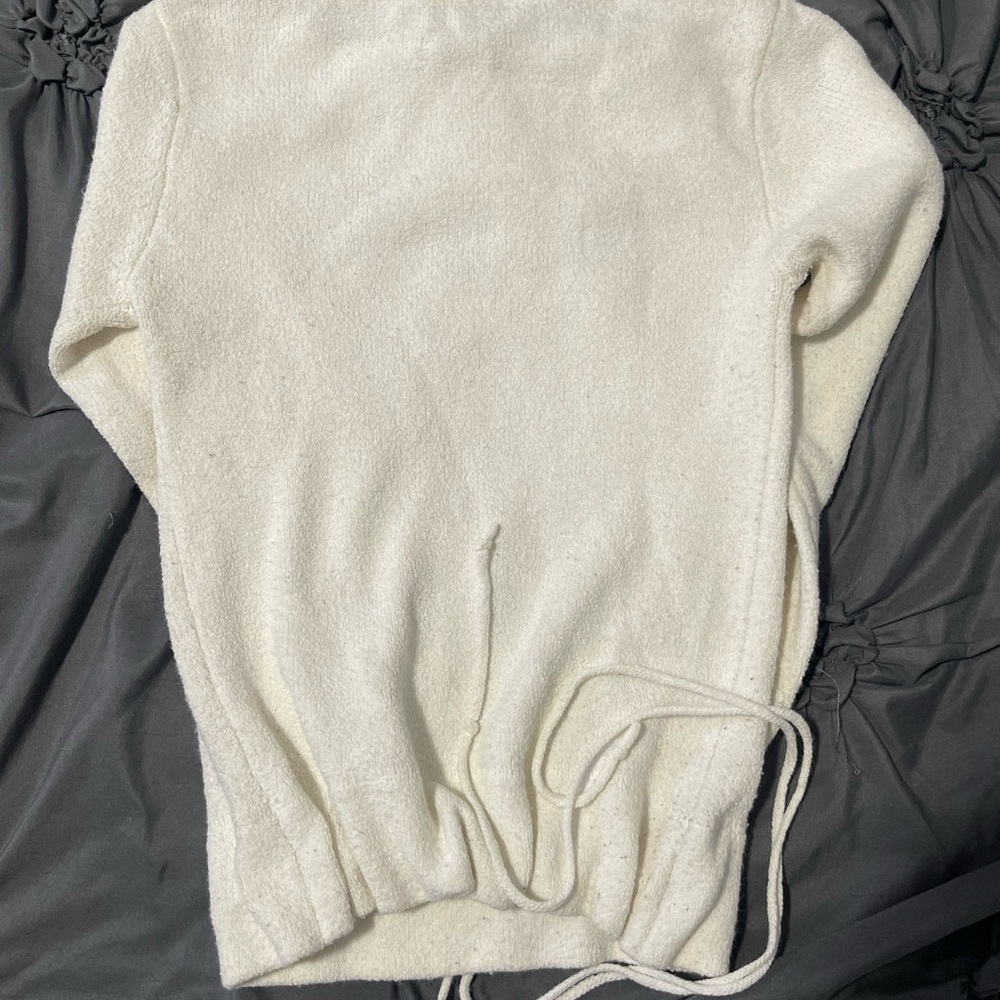 BCBG TOP - Picture 3 of 4